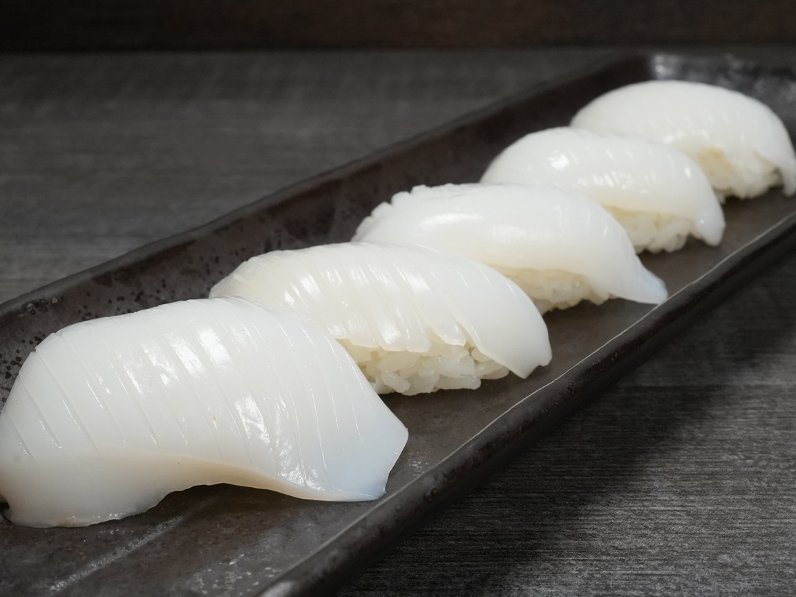 Squid nigiri sushi, fresh ika at Torrance Yokocho