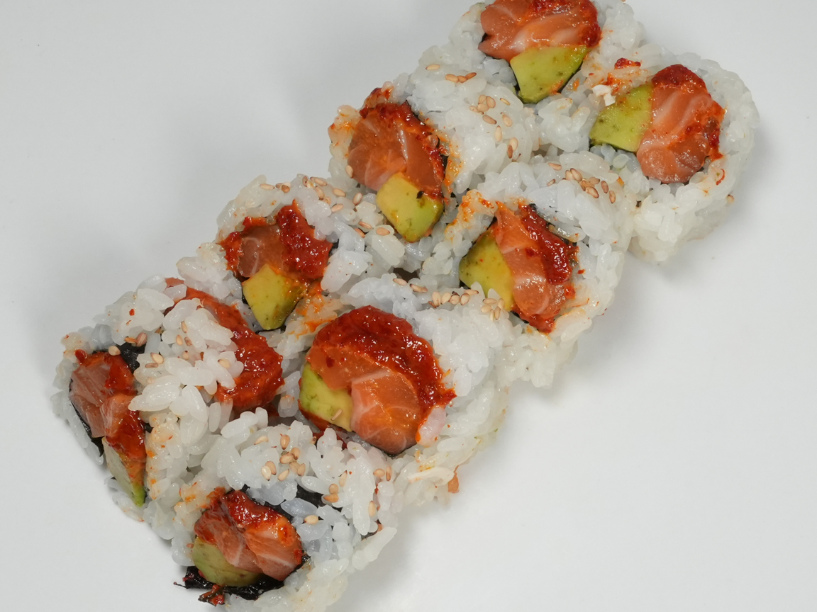 Spicy salmon roll, fresh salmon with spicy sauce at Torrance Yokocho