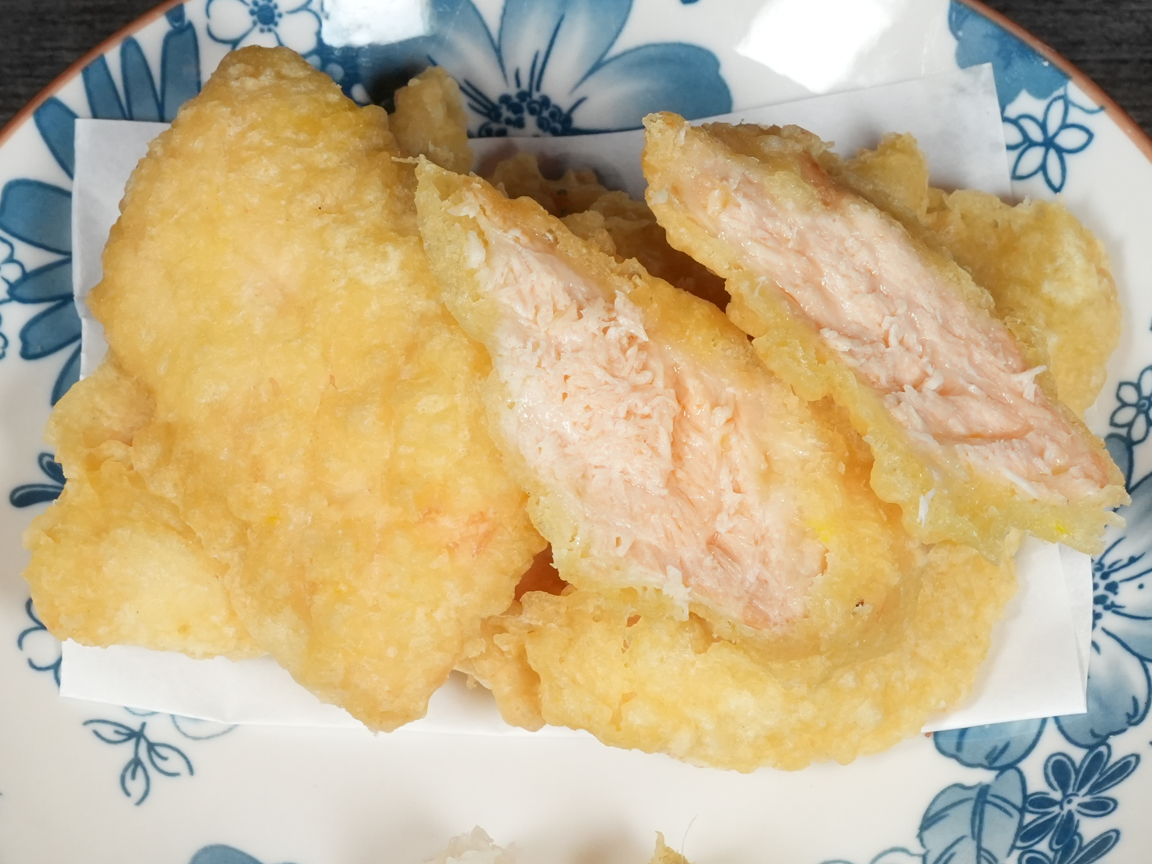 Tempura salmon, 5pcs, crispy fried salmon appetizer at Torrance Yokocho