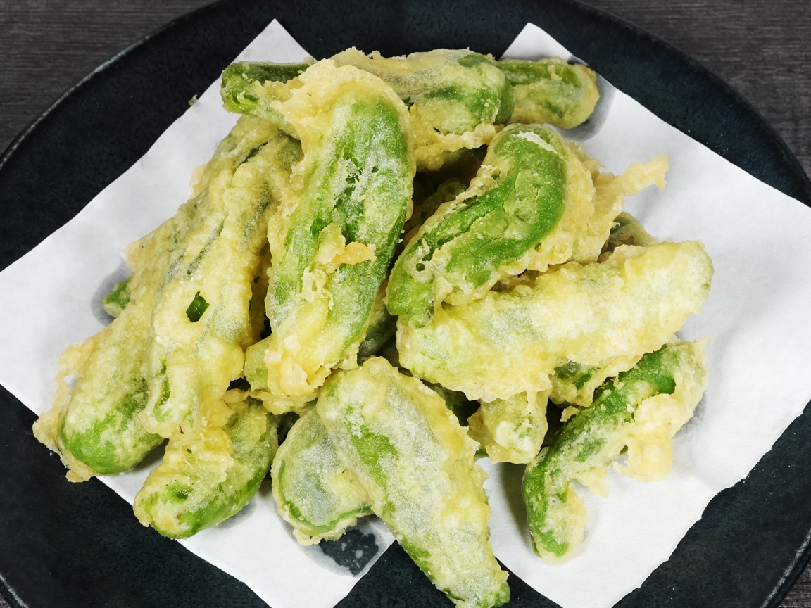 Tempura shishito peppers, crispy Japanese appetizer at Torrance Yokocho